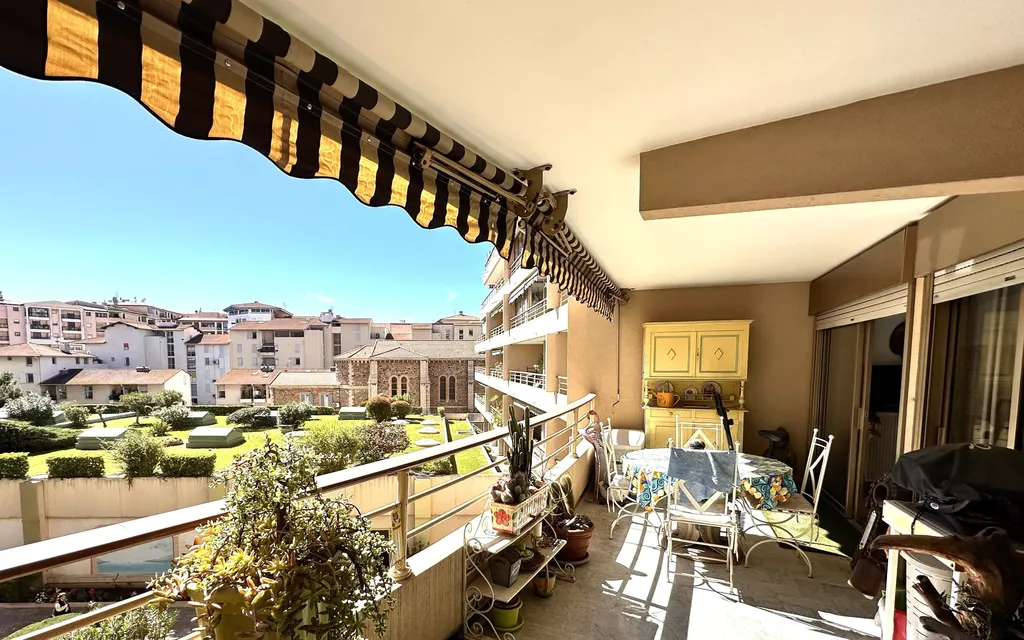 Achat appartement à vendre 4 pièces 81 m² - Cannes