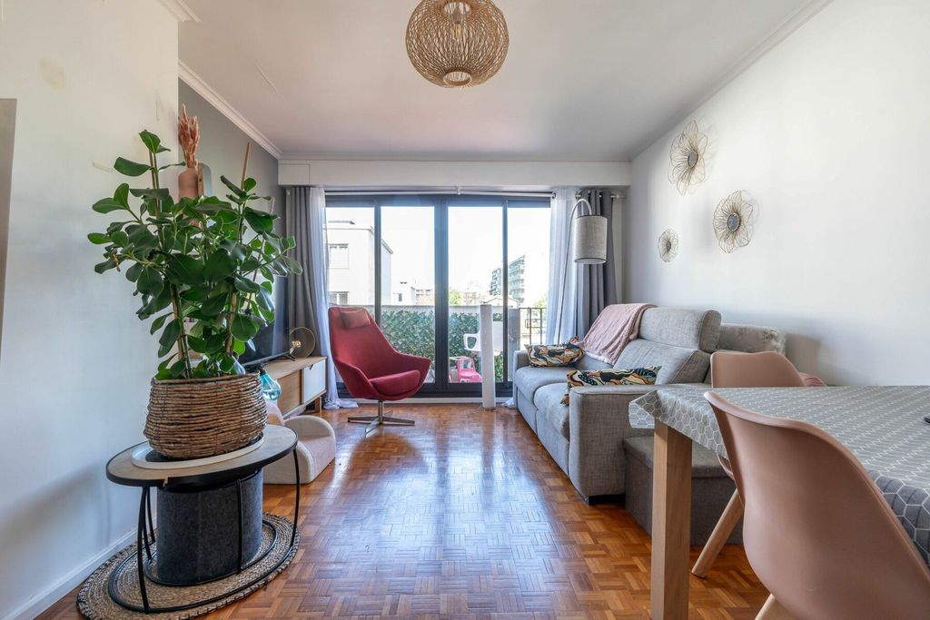 Achat appartement à vendre 3 pièces 59 m² - Saint-Maur-des-Fossés
