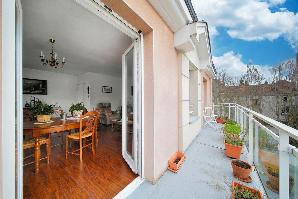 Achat appartement à vendre 3 pièces 78 m² - Lagny-sur-Marne