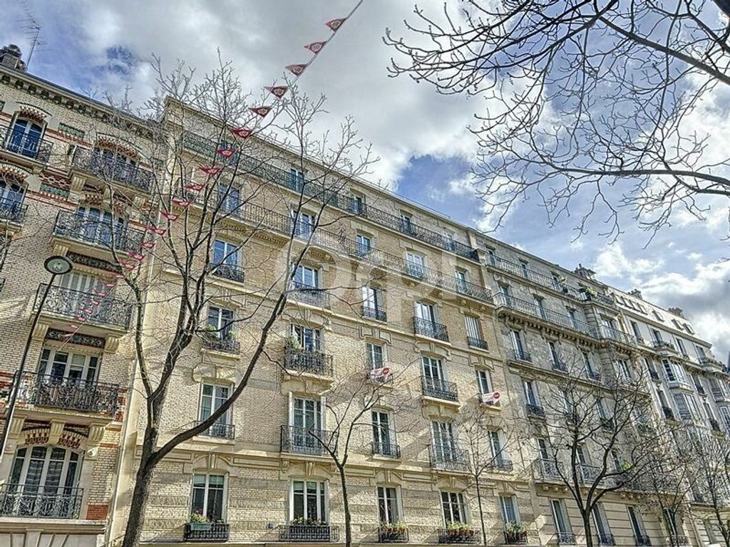 Achat appartement à vendre 3 pièces 74 m² - Paris 15ème arrondissement