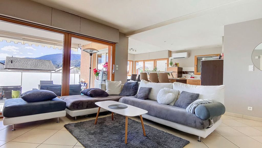 Achat appartement à vendre 3 pièces 78 m² - Vétraz-Monthoux