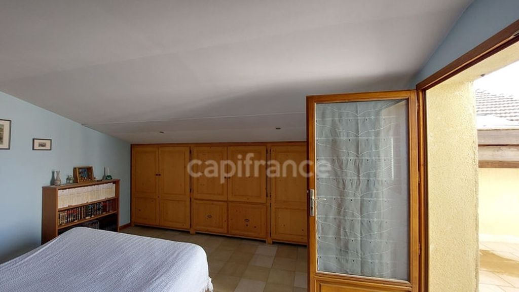 Achat maison à vendre 5 chambres 236 m² - Avignon