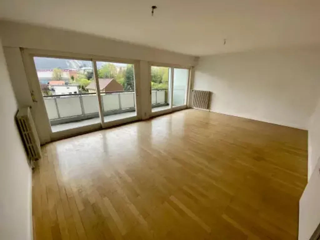 Achat appartement à vendre 3 pièces 91 m² - Saint-Jean-de-Maurienne