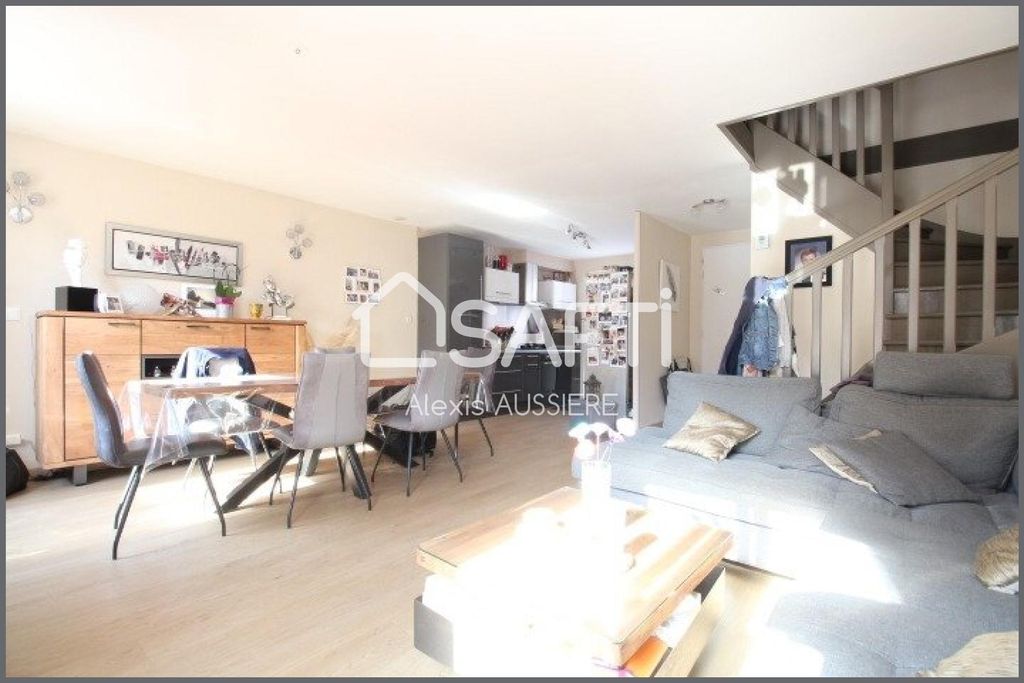 Achat maison à vendre 4 chambres 92 m² - Lagny-sur-Marne