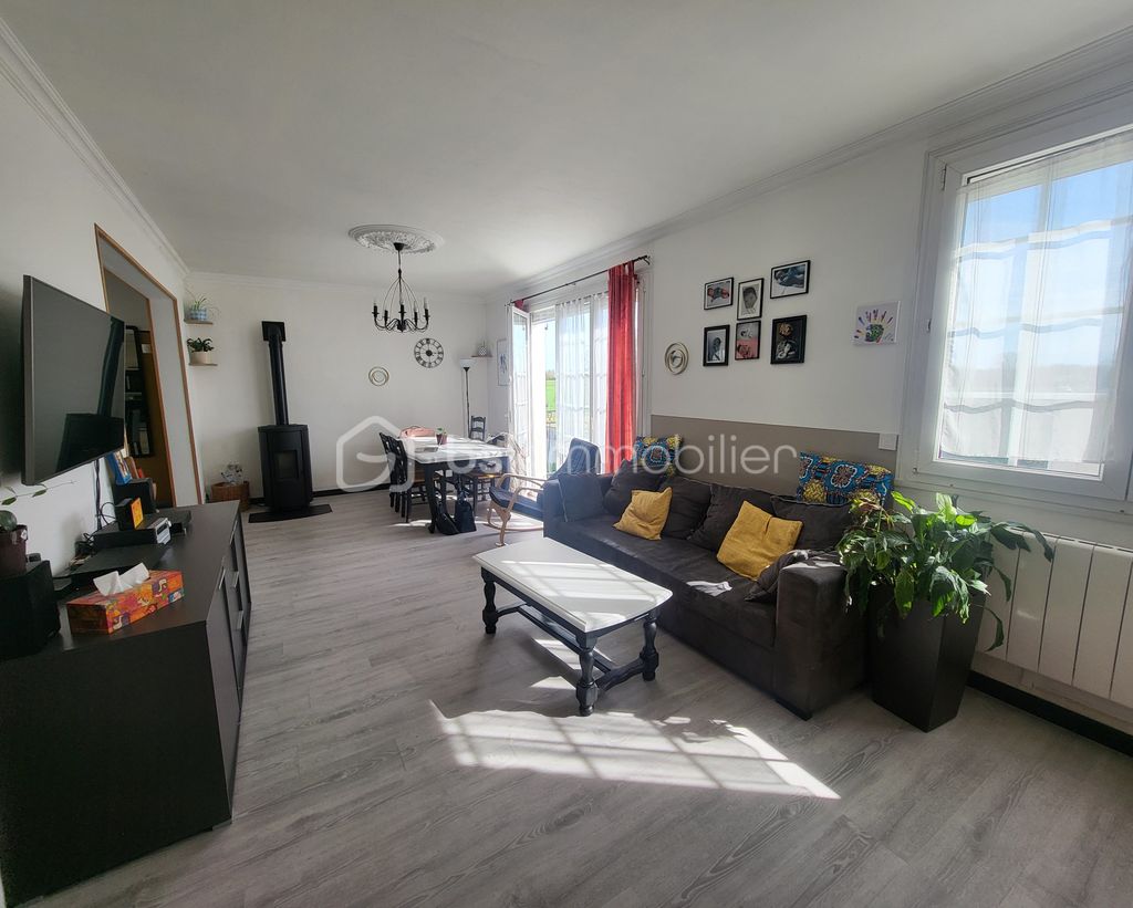 Achat maison à vendre 6 chambres 171 m² - Saran