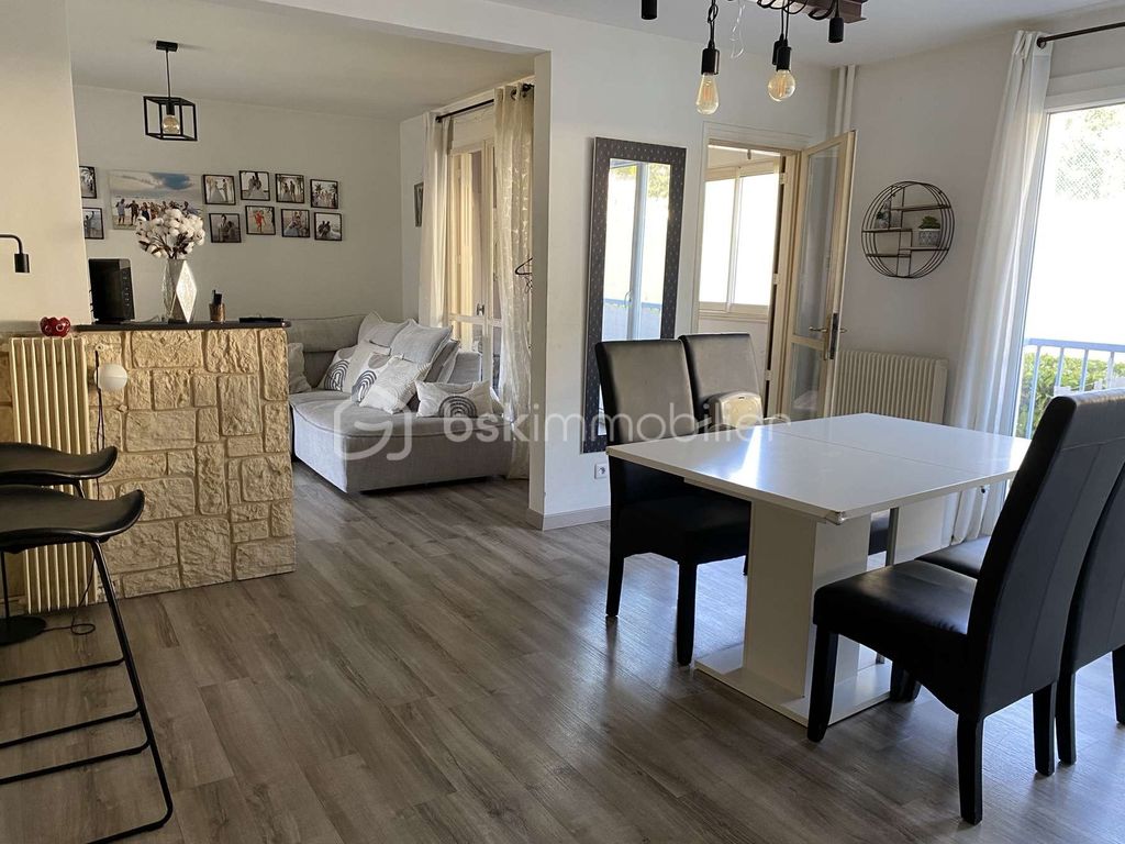 Achat appartement à vendre 4 pièces 79 m² - Toulon