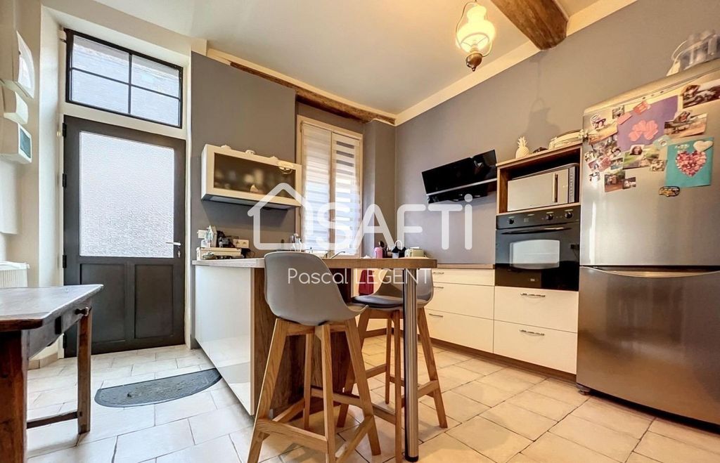 Achat maison à vendre 3 chambres 117 m² - Villeneuve-sur-Yonne