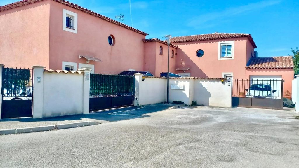 Achat maison à vendre 7 chambres 160 m² - Fos-sur-Mer