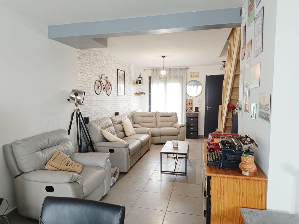Achat maison à vendre 4 chambres 101 m² - Chambly