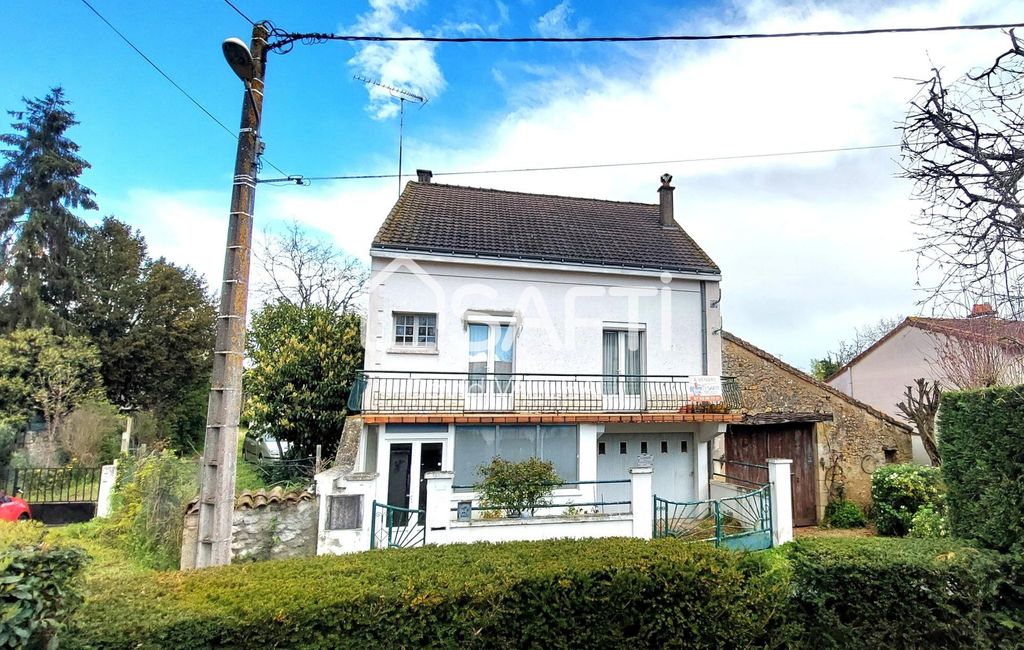 Achat maison à vendre 2 chambres 70 m² - Lussac-les-Châteaux