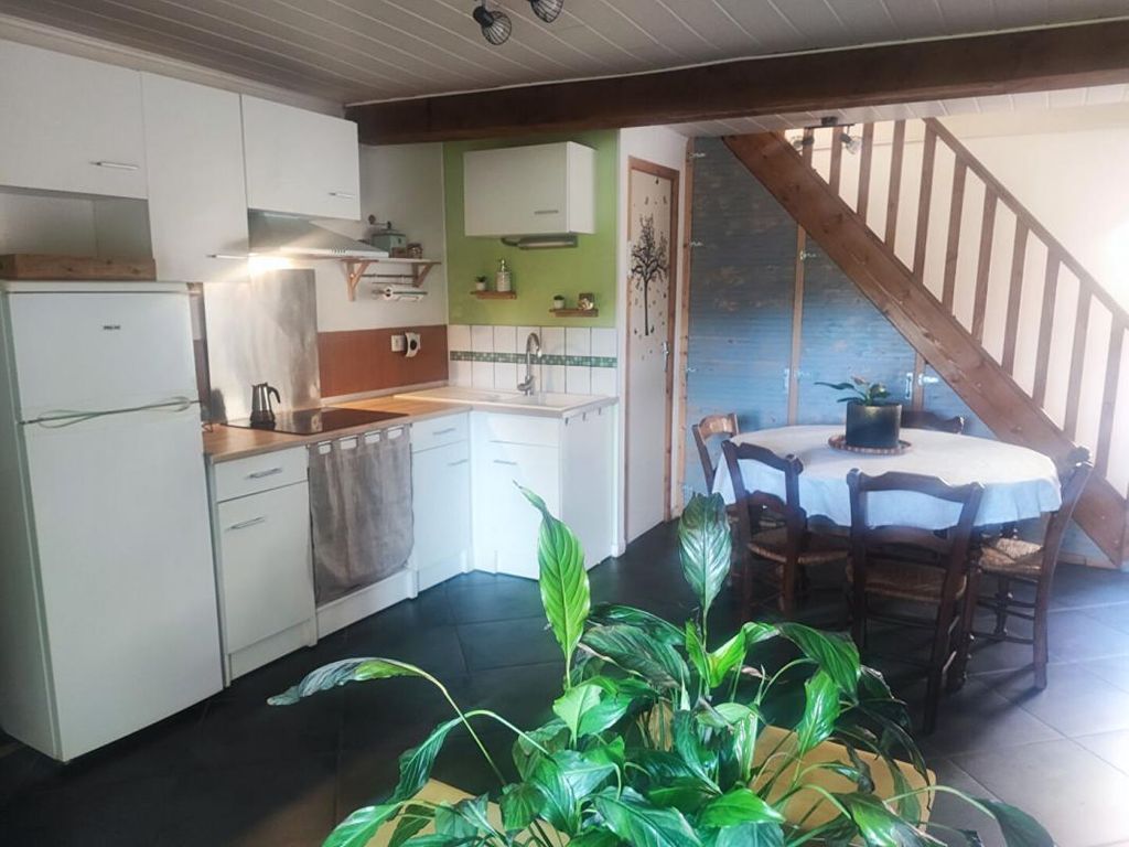 Achat maison à vendre 1 chambre 52 m² - Viviers-lès-Montagnes