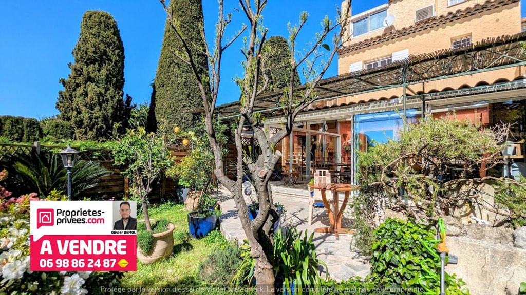 Achat maison à vendre 4 chambres 125 m² - Mougins