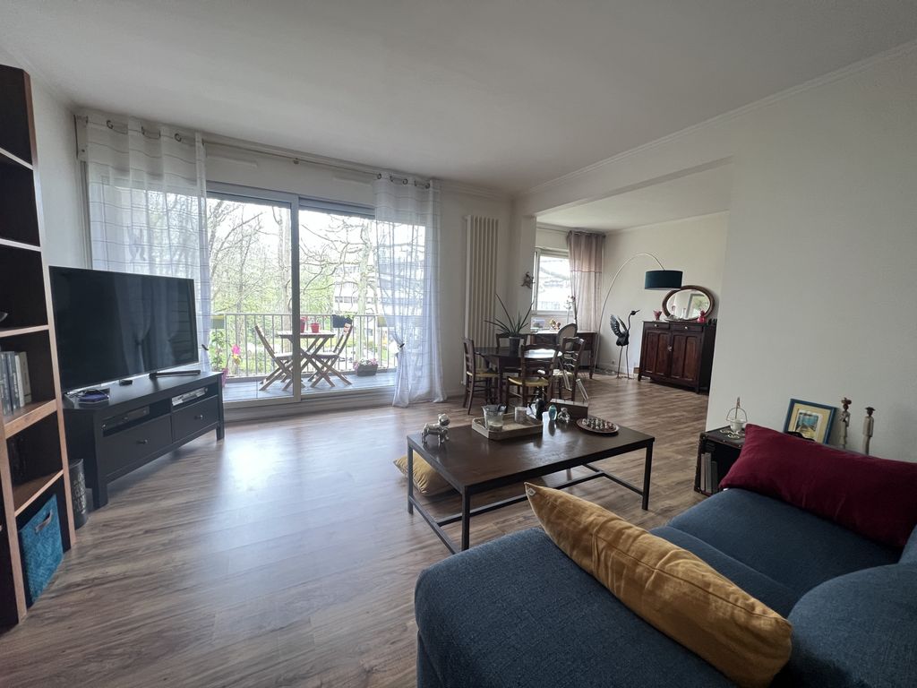 Achat appartement à vendre 3 pièces 68 m² - Vaux-le-Pénil