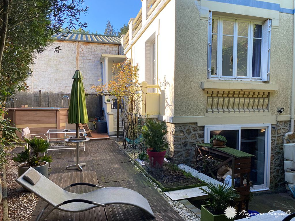 Achat maison à vendre 4 chambres 137 m² - Saint-Germain-en-Laye