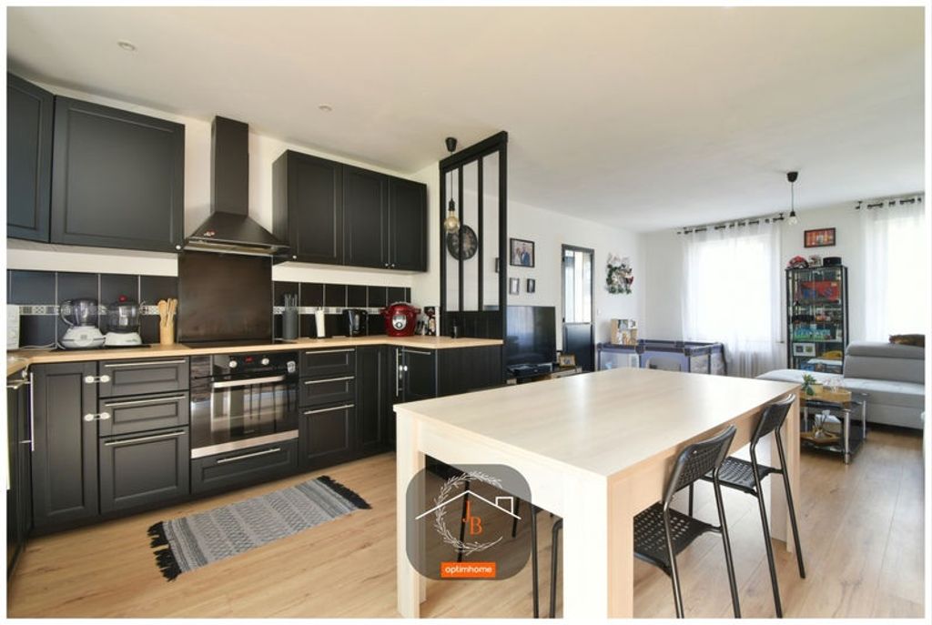Achat maison à vendre 3 chambres 119 m² - Montigny-sur-Avre