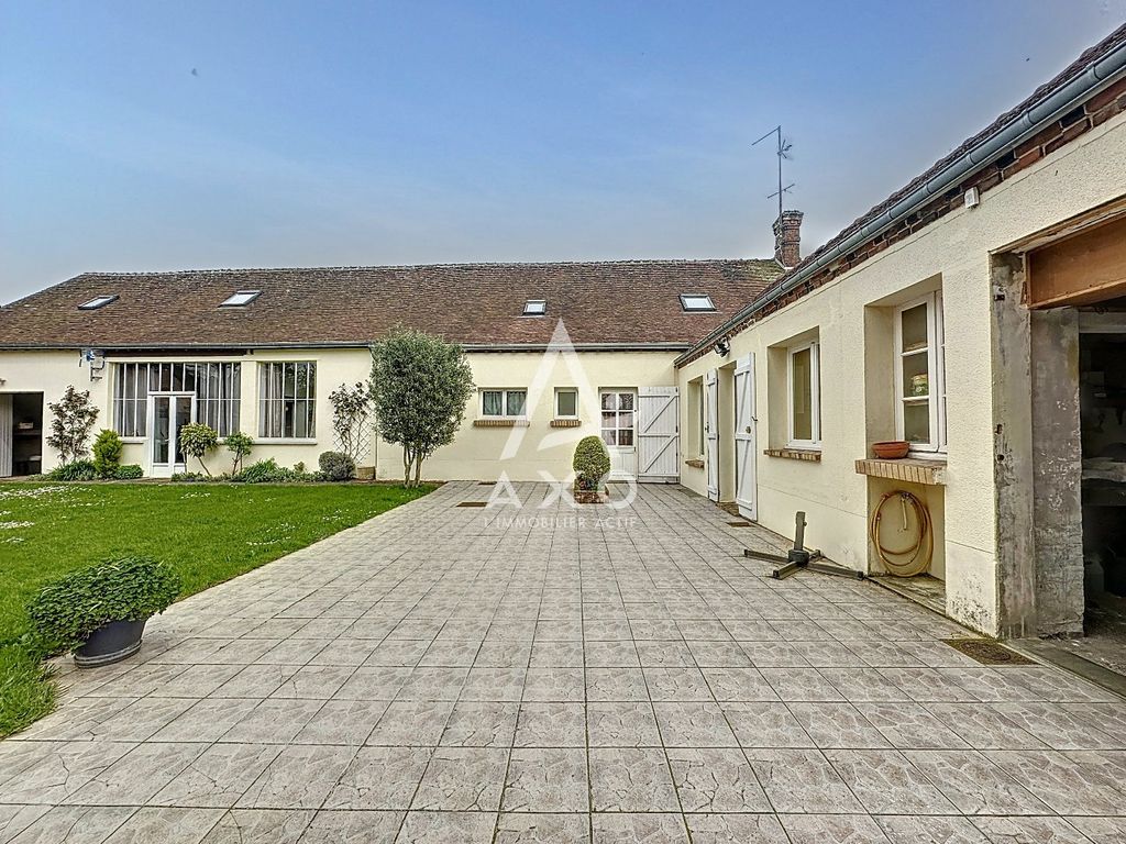Achat maison à vendre 5 chambres 233 m² - Tremblay-les-Villages