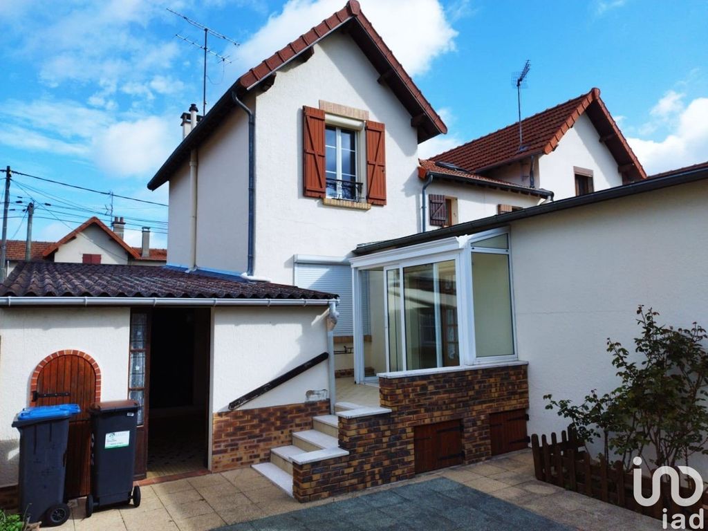 Achat maison à vendre 2 chambres 84 m² - Nanteuil-lès-Meaux