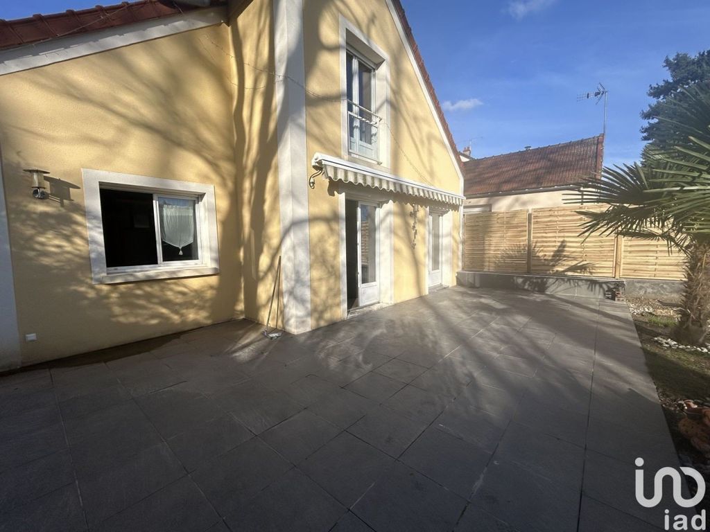 Achat maison à vendre 4 chambres 168 m² - Itteville