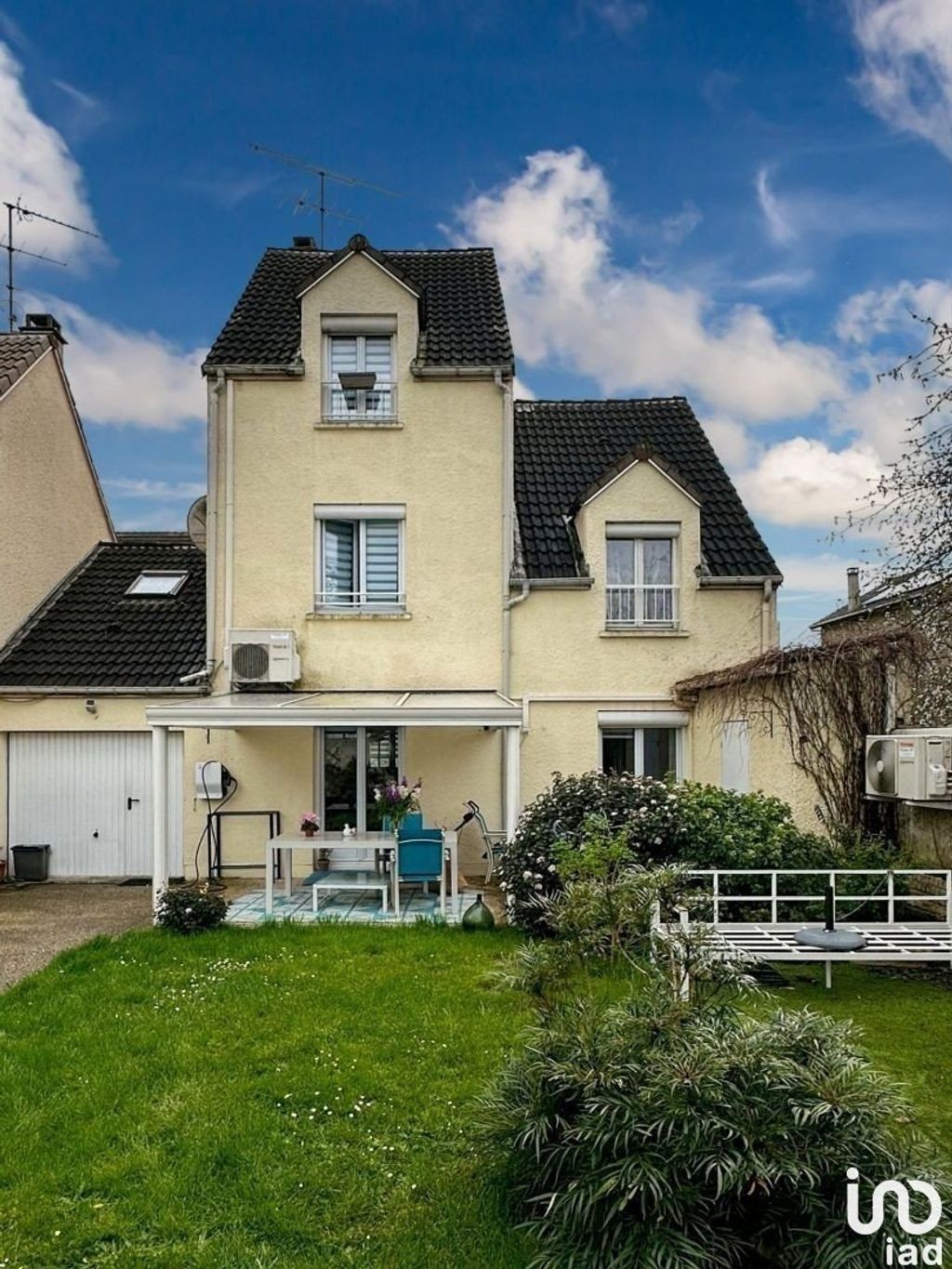 Achat maison à vendre 4 chambres 109 m² - Courtry