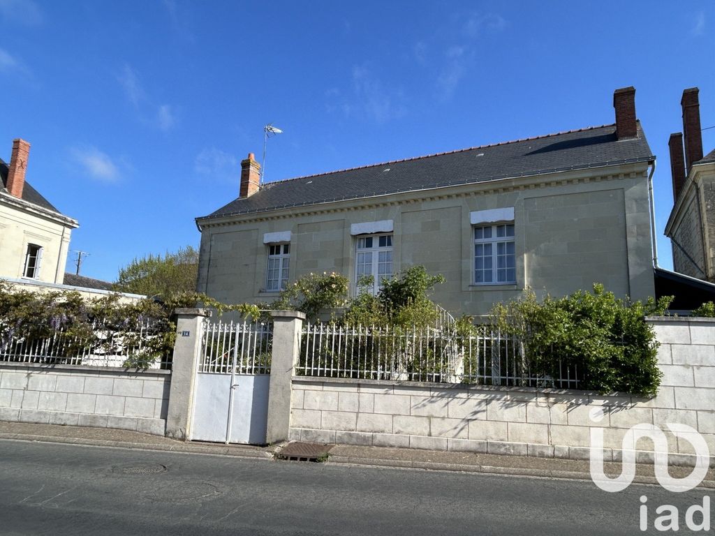 Achat maison à vendre 4 chambres 156 m² - Le Puy-Notre-Dame