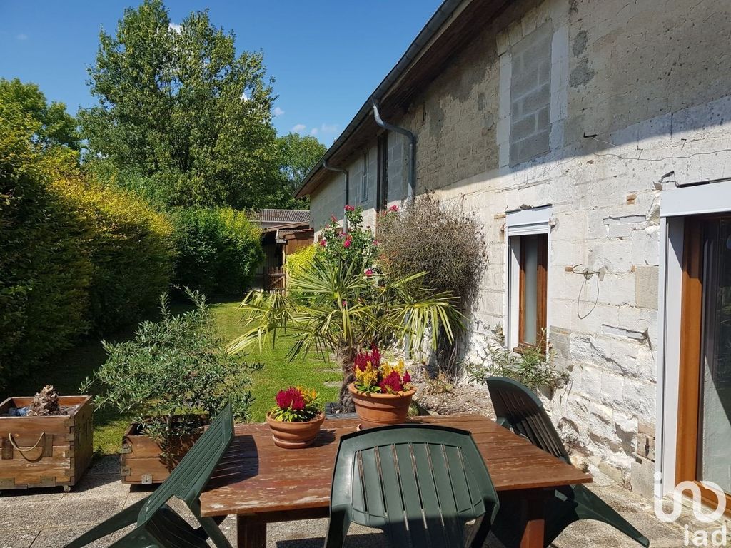 Achat maison à vendre 5 chambres 176 m² - Courtisols