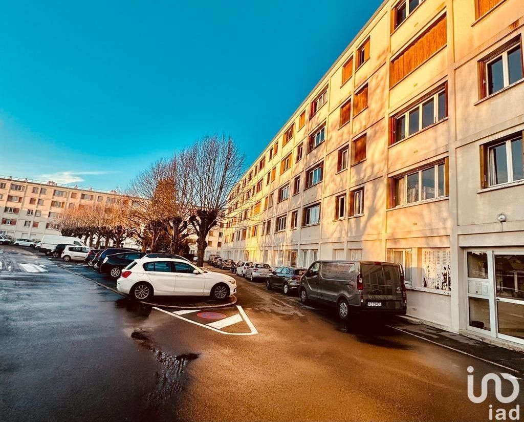 Achat appartement à vendre 5 pièces 79 m² - Châtillon