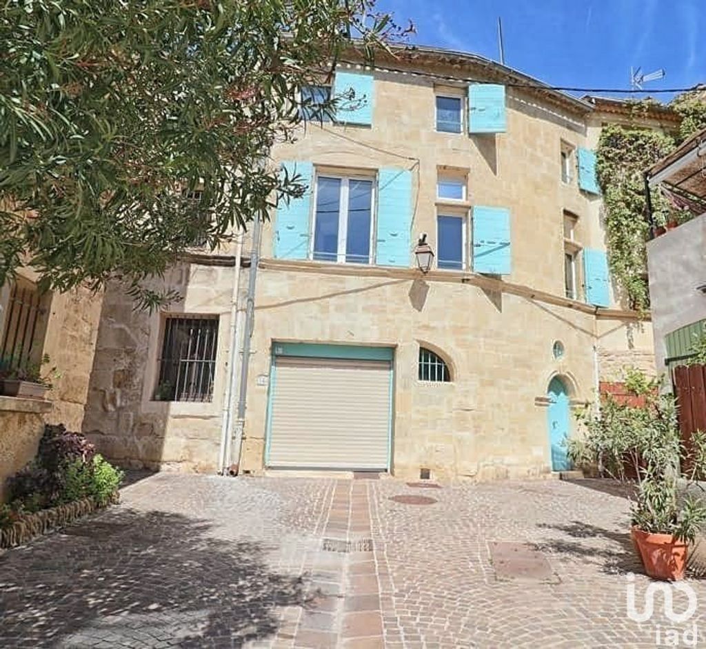 Achat maison à vendre 2 chambres 143 m² - Pélissanne