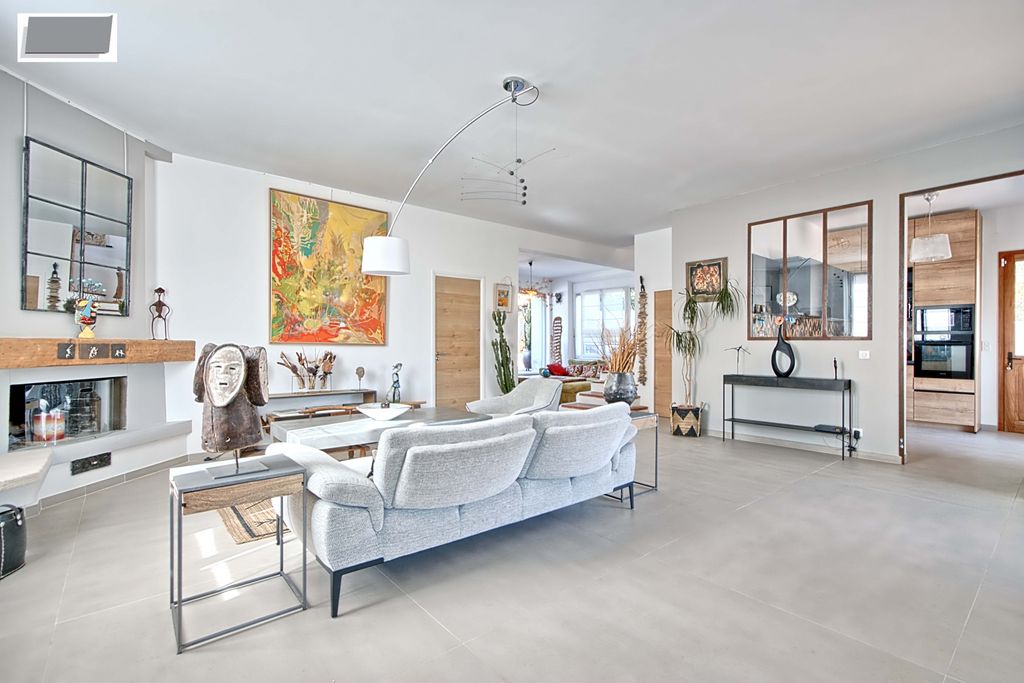 Achat maison à vendre 5 chambres 210 m² - Toulon