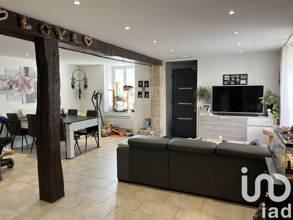 Achat maison à vendre 2 chambres 93 m² - Montigny-l'Allier