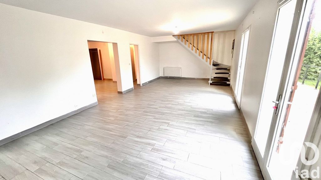 Achat maison à vendre 6 chambres 165 m² - Villiers-sur-Morin