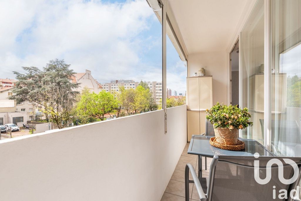 Achat appartement à vendre 6 pièces 107 m² - Villeurbanne