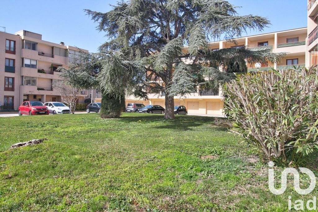 Achat appartement à vendre 3 pièces 58 m² - Sanary-sur-Mer