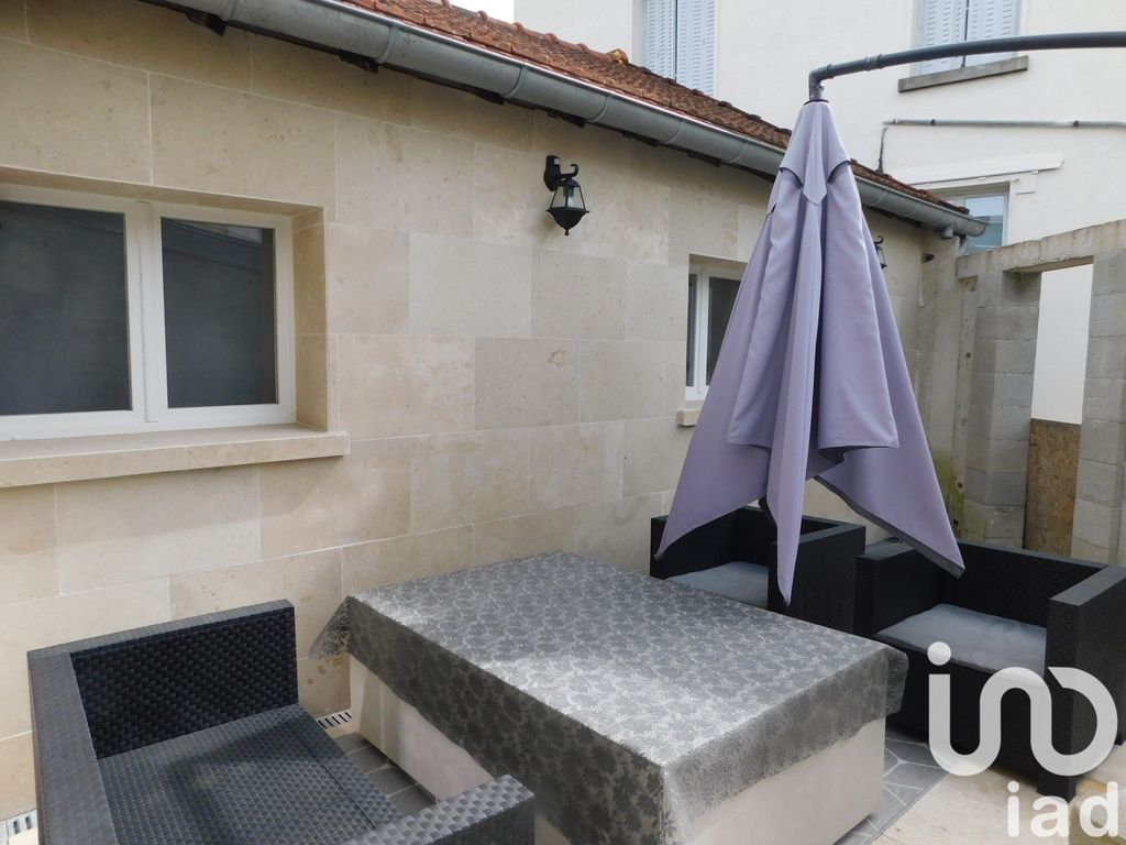 Achat maison à vendre 3 chambres 130 m² - Montluçon