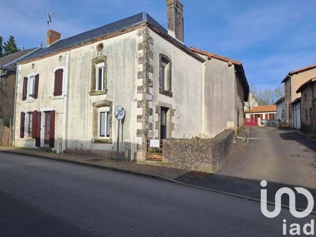 Achat maison à vendre 3 chambres 122 m² - Beaulieu-sous-Parthenay