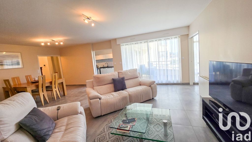 Achat appartement à vendre 3 pièces 99 m² - Divonne-les-Bains