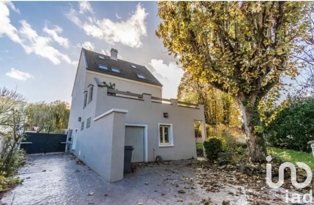 Achat maison à vendre 5 chambres 152 m² - Saint-Brice-sous-Forêt