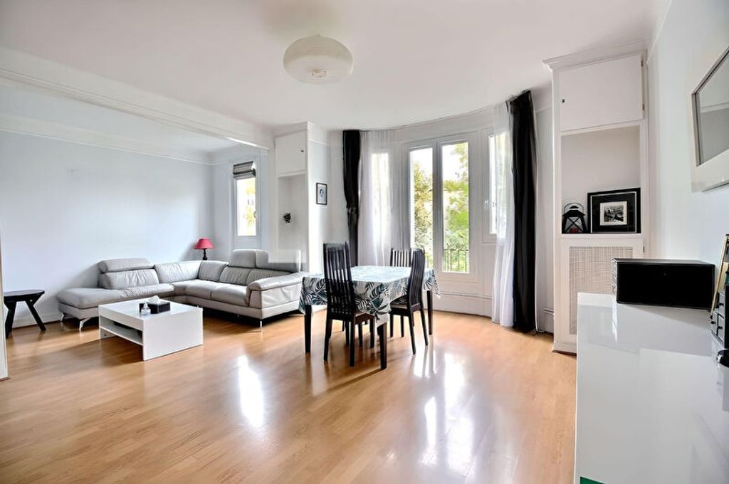 Achat appartement à vendre 4 pièces 98 m² - Suresnes