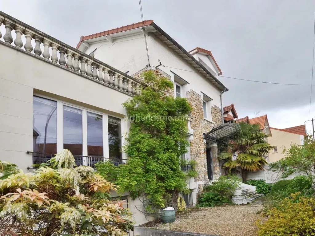 Achat maison à vendre 5 chambres 188 m² - Le Perreux-sur-Marne
