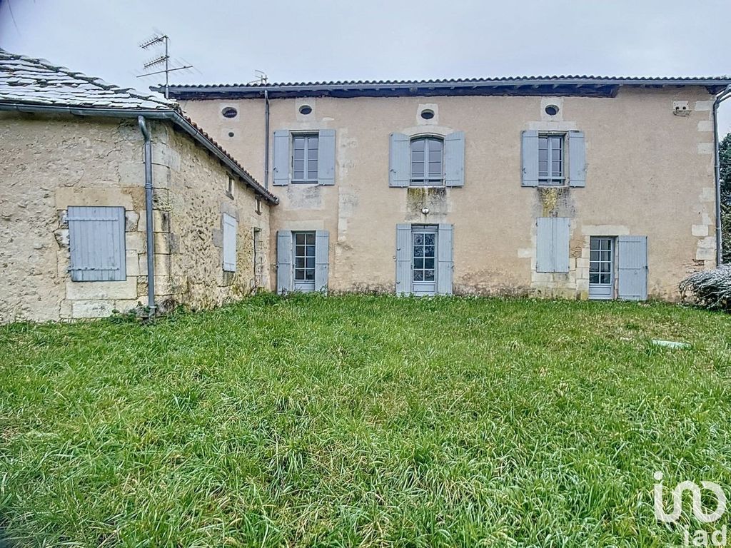 Achat maison à vendre 5 chambres 183 m² - Bourg-du-Bost