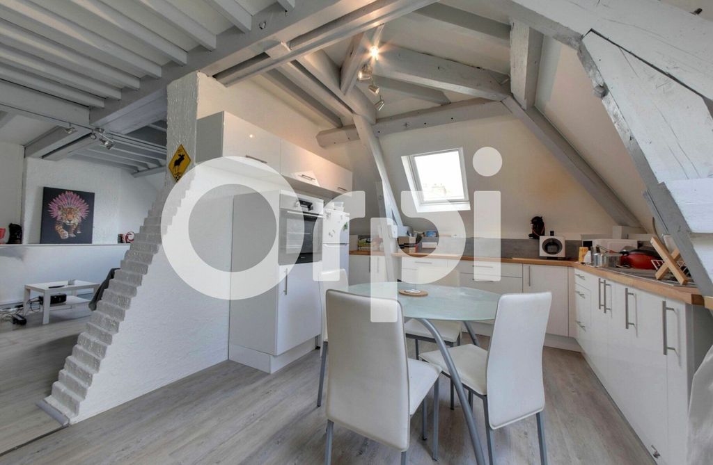 Achat loft à vendre 2 pièces 51 m² - Senlis