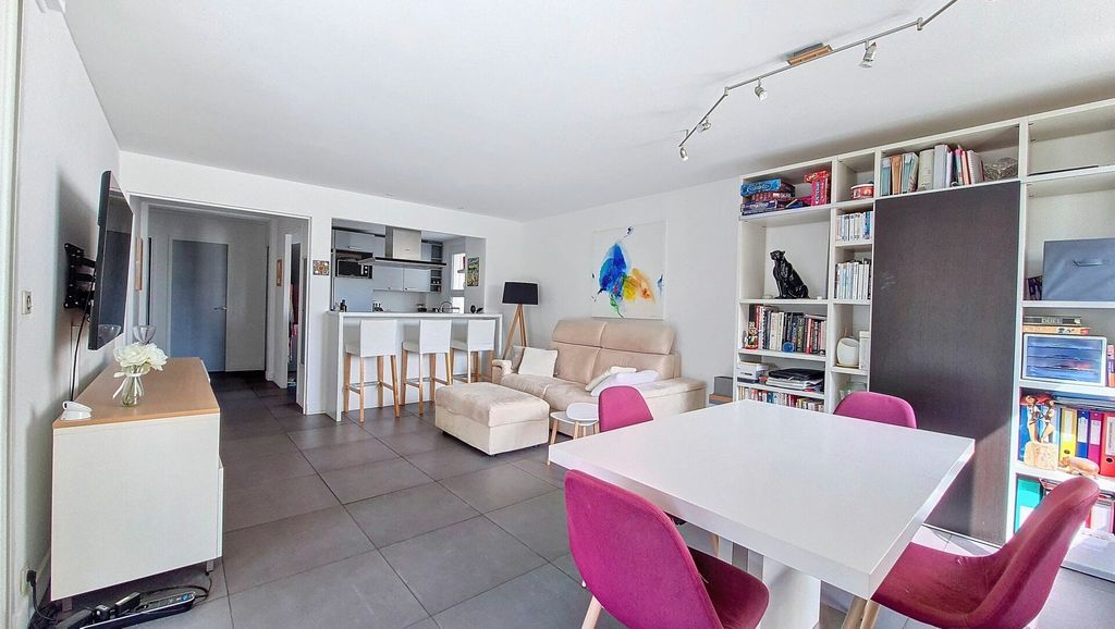 Achat appartement à vendre 3 pièces 84 m² - Cannes