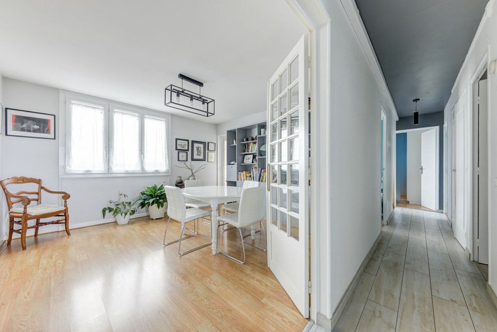 Achat appartement à vendre 4 pièces 80 m² - Caluire-et-Cuire