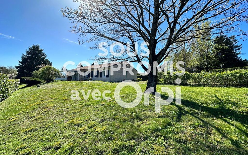 Achat maison à vendre 4 chambres 112 m² - Sathonay-Village