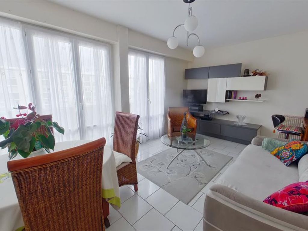 Achat appartement à vendre 2 pièces 45 m² - Joué-lès-Tours