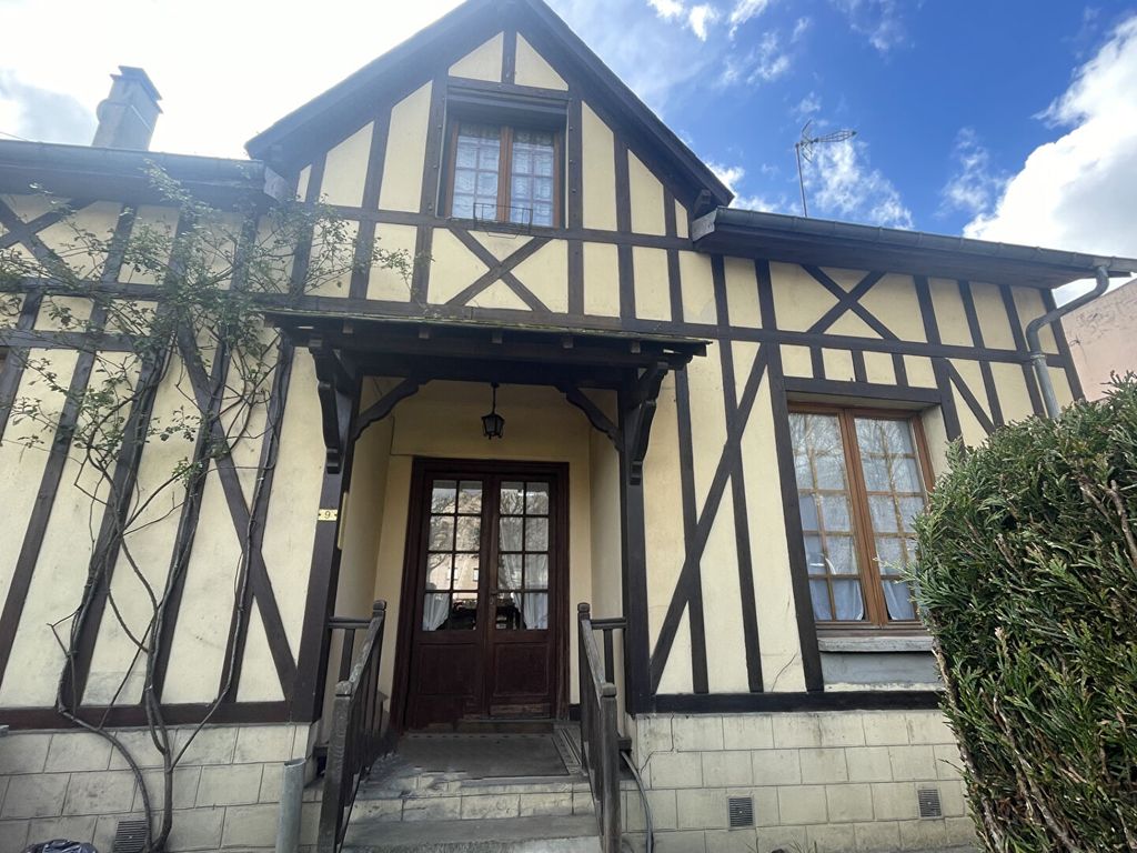 Achat maison à vendre 5 chambres 121 m² - Gournay-en-Bray