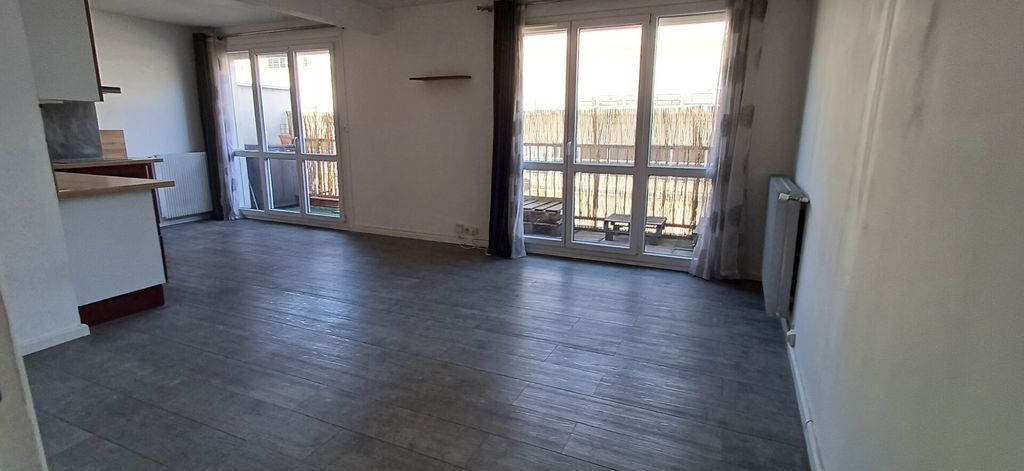 Achat appartement à vendre 4 pièces 71 m² - Alfortville