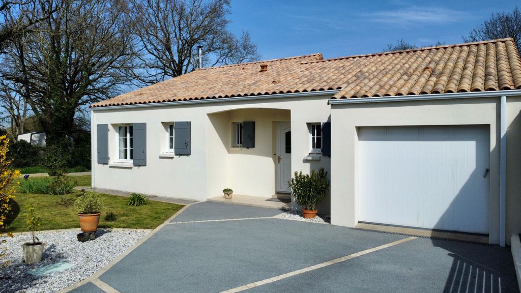 Achat maison à vendre 3 chambres 104 m² - Talmont-Saint-Hilaire