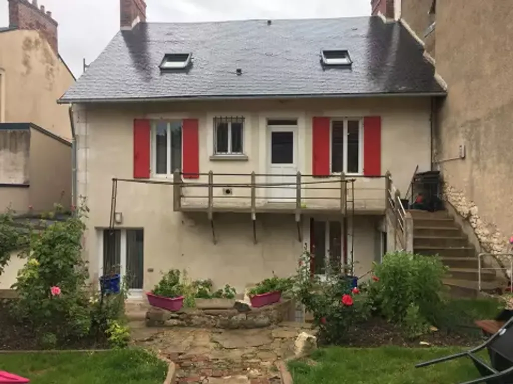 Achat maison à vendre 5 chambres 220 m² - Bourges