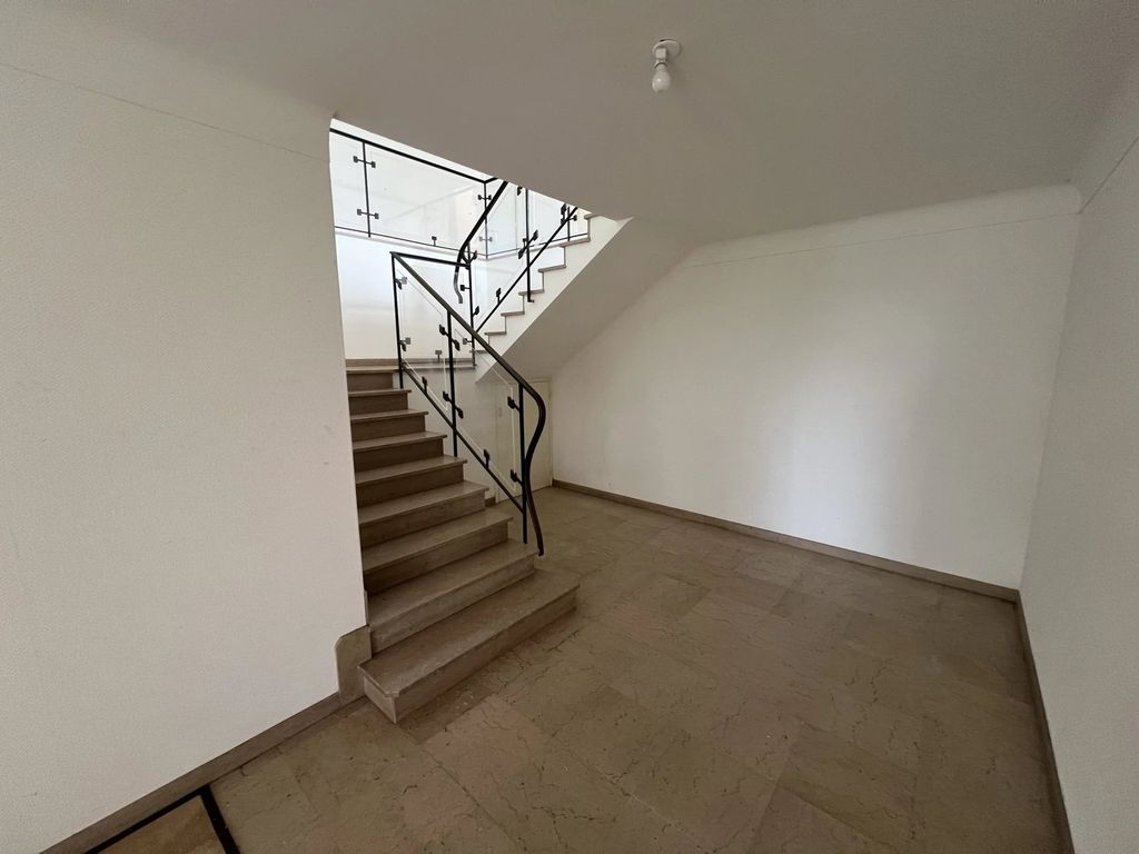 Achat maison à vendre 8 chambres 271 m² - Portet-sur-Garonne