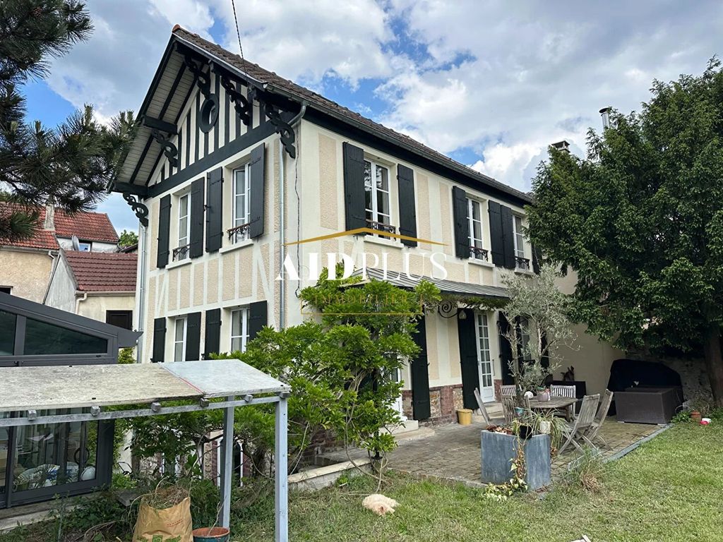 Achat maison à vendre 5 chambres 156 m² - Saint-Leu-la-Forêt